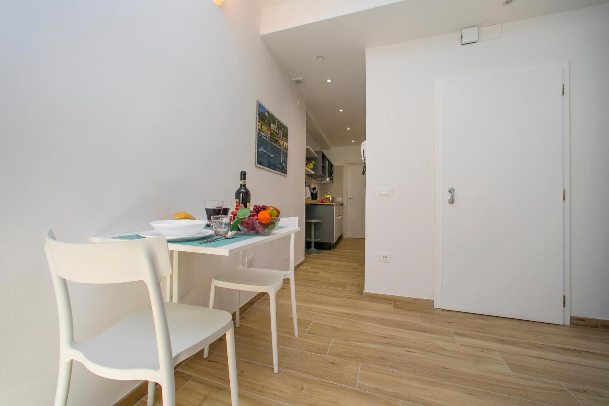 Nido Sui Tetti Di Riva Del Garda - Happy Rentals Extérieur photo
