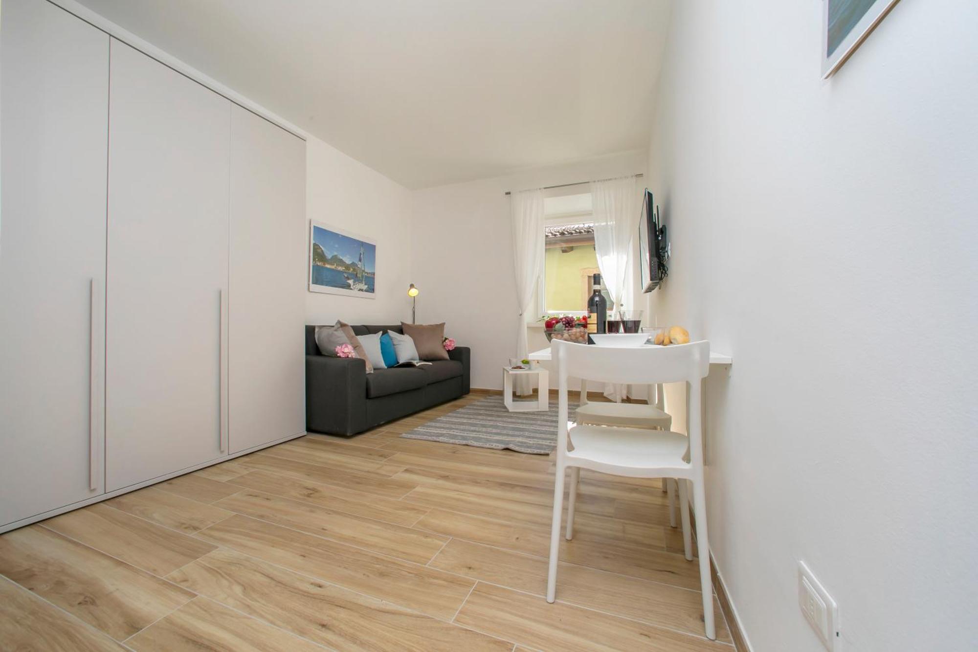 Nido Sui Tetti Di Riva Del Garda - Happy Rentals Extérieur photo